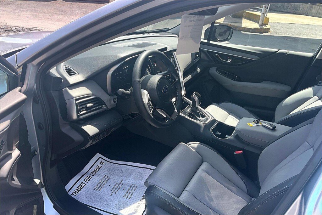 Certified 2025 Subaru Outback Limited XT image 10