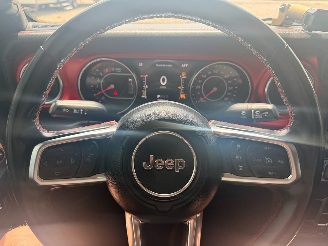 Used 2022 Jeep Gladiator Rubicon w/ LED Lighting Group AWD/4WD image 16