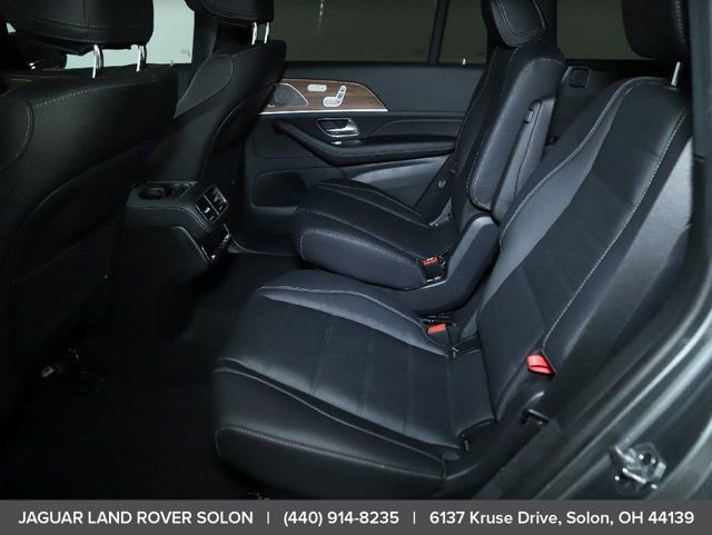 Used 2025 Mercedes-Benz GLS 450 4MATIC image 30