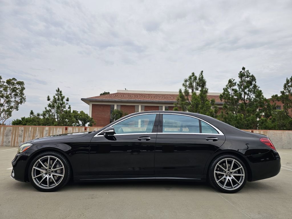 Used 2018 Mercedes-Benz S 560 Sedan image 7
