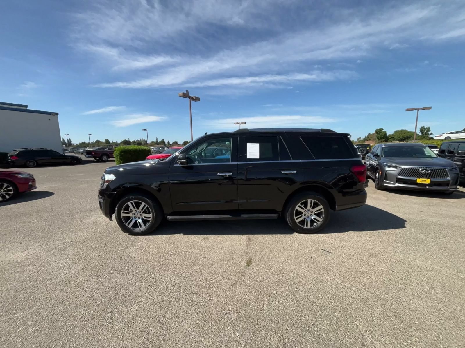 Used 2024 Ford Expedition Limited AWD/4WD image 8