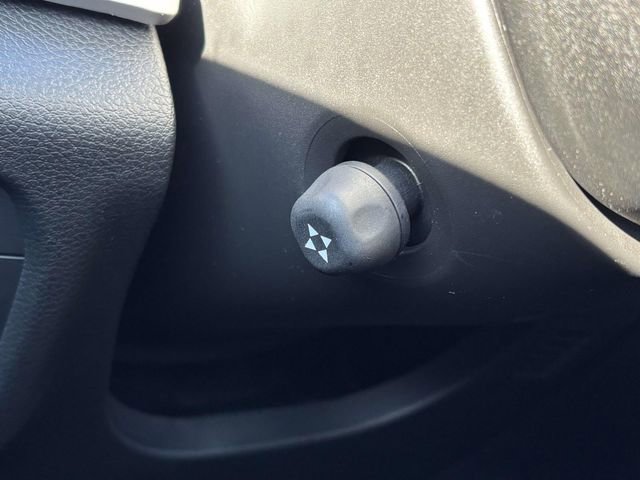 New 2026 Jeep Grand Cherokee Limited image 17