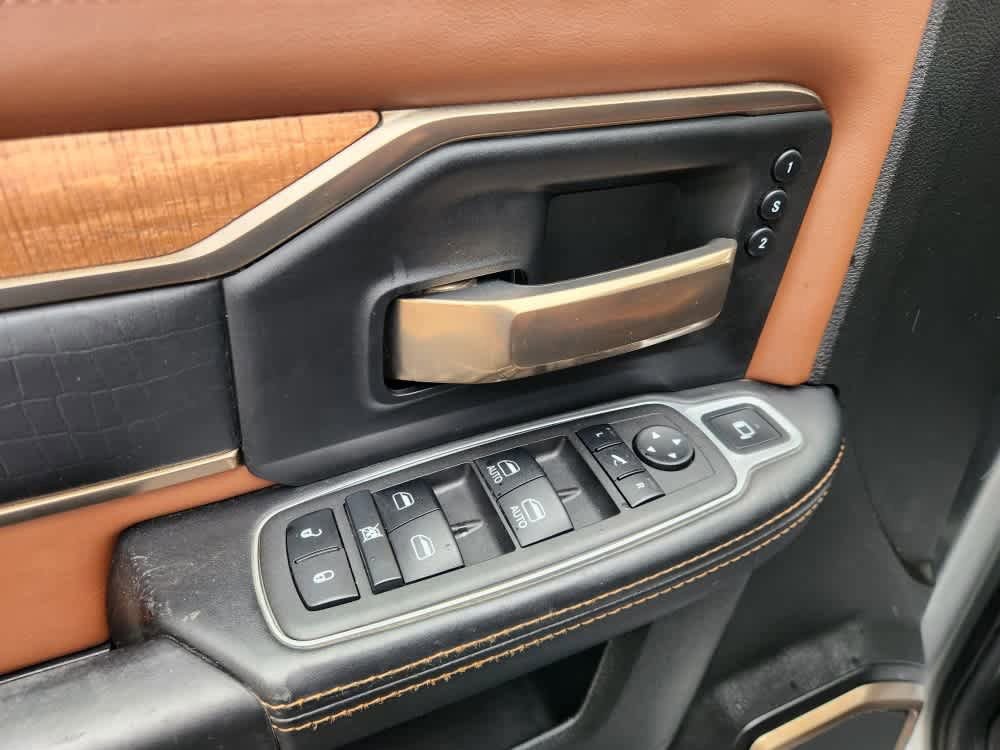 Used 2022 RAM 3500 Limited image 24