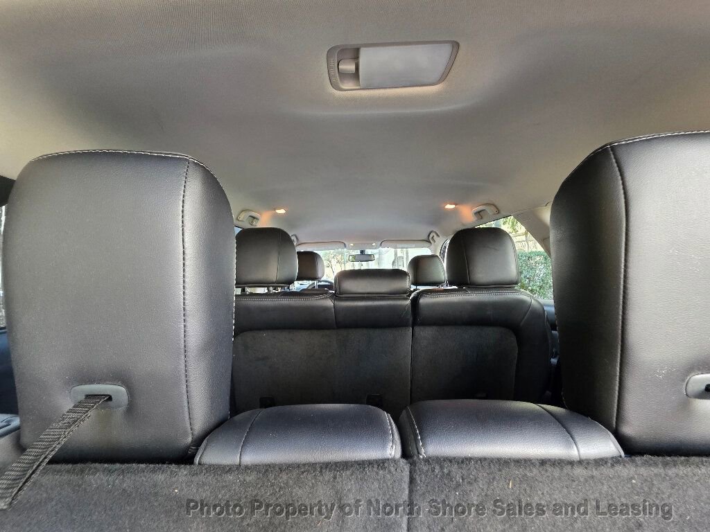 Used 2019 Nissan Pathfinder SL image 23