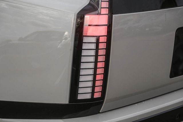 New 2026 Hyundai Ioniq 9 Calligraphy image 10