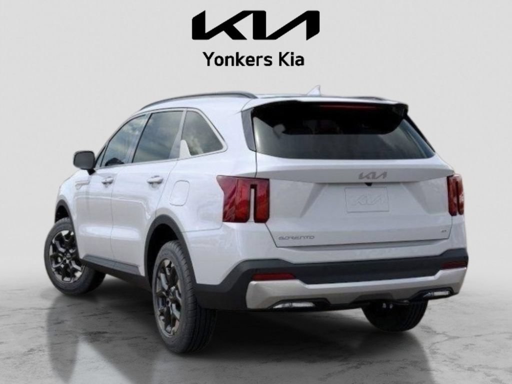 Used 2026 Kia Sorento S AWD/4WD image 4