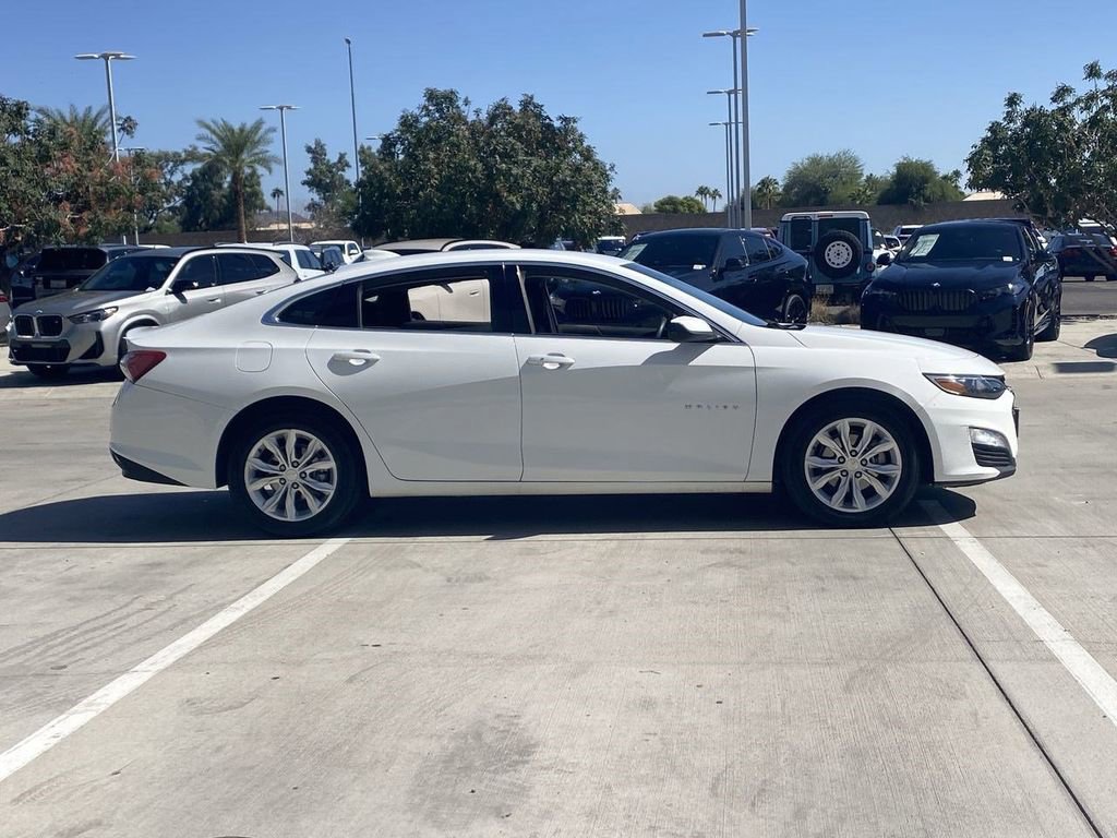 Used 2022 Chevrolet Malibu LT image 4