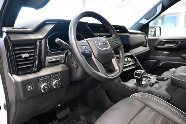 Used 2025 GMC Sierra 1500 AT4X AWD/4WD image 25