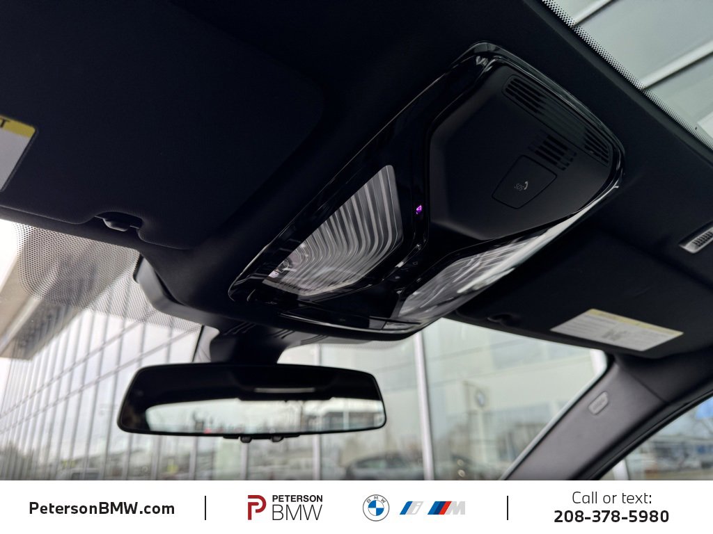 Used 2023 BMW 530i xDrive w/ Premium Package image 31