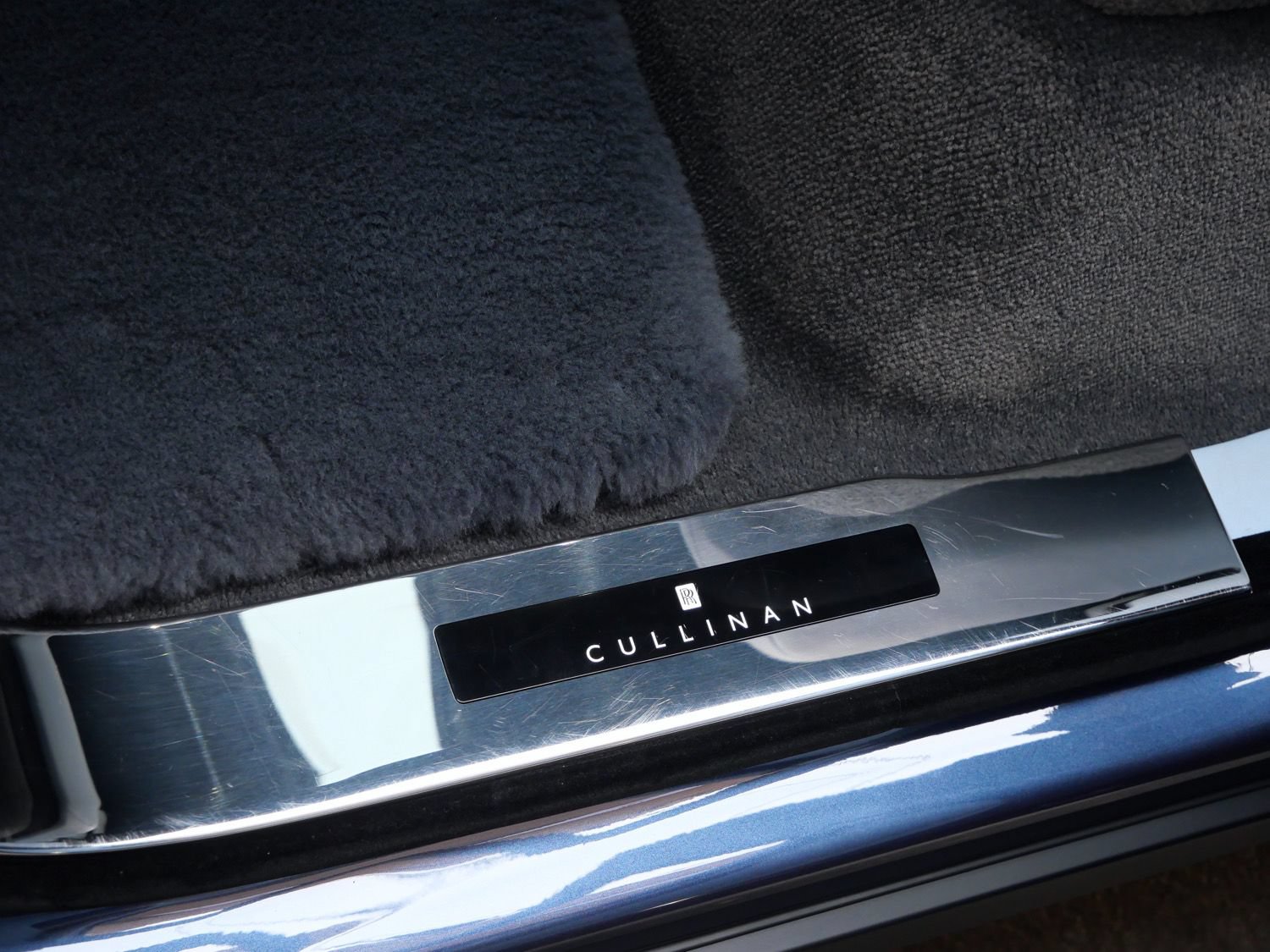 Certified 2023 Rolls-Royce Cullinan w/ Cullinan Package AWD/4WD image 9