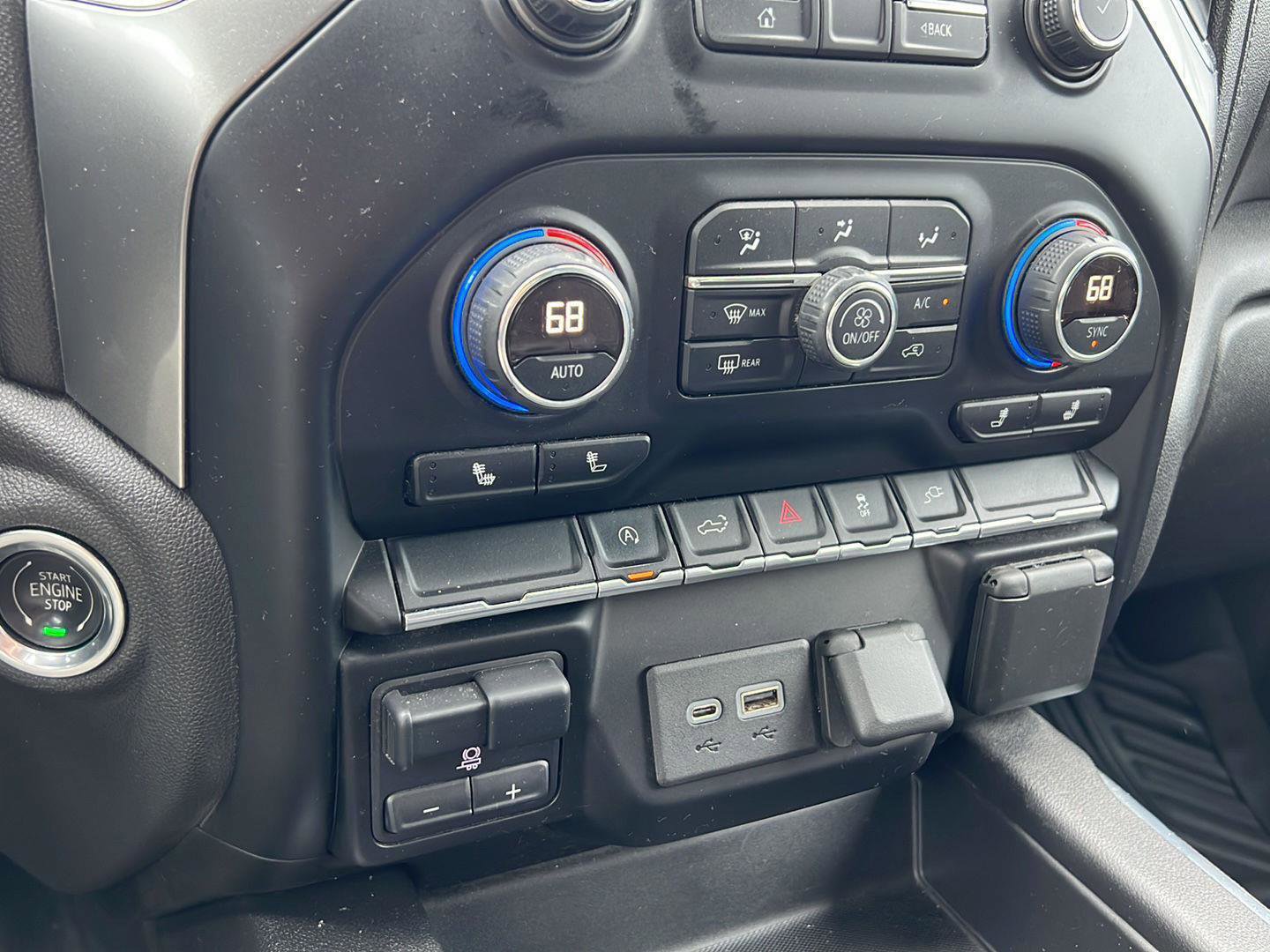 Used 2019 Chevrolet Silverado 1500 RST w/ All-Star Edition AWD/4WD image 23