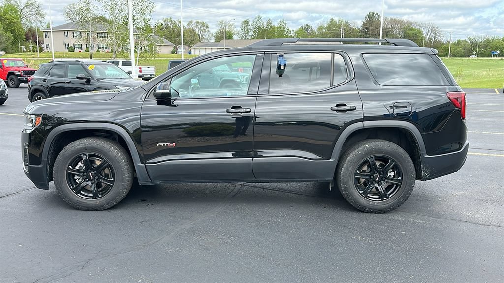 Used 2022 GMC Acadia AT4 w/ Trailering Package AWD/4WD image 4