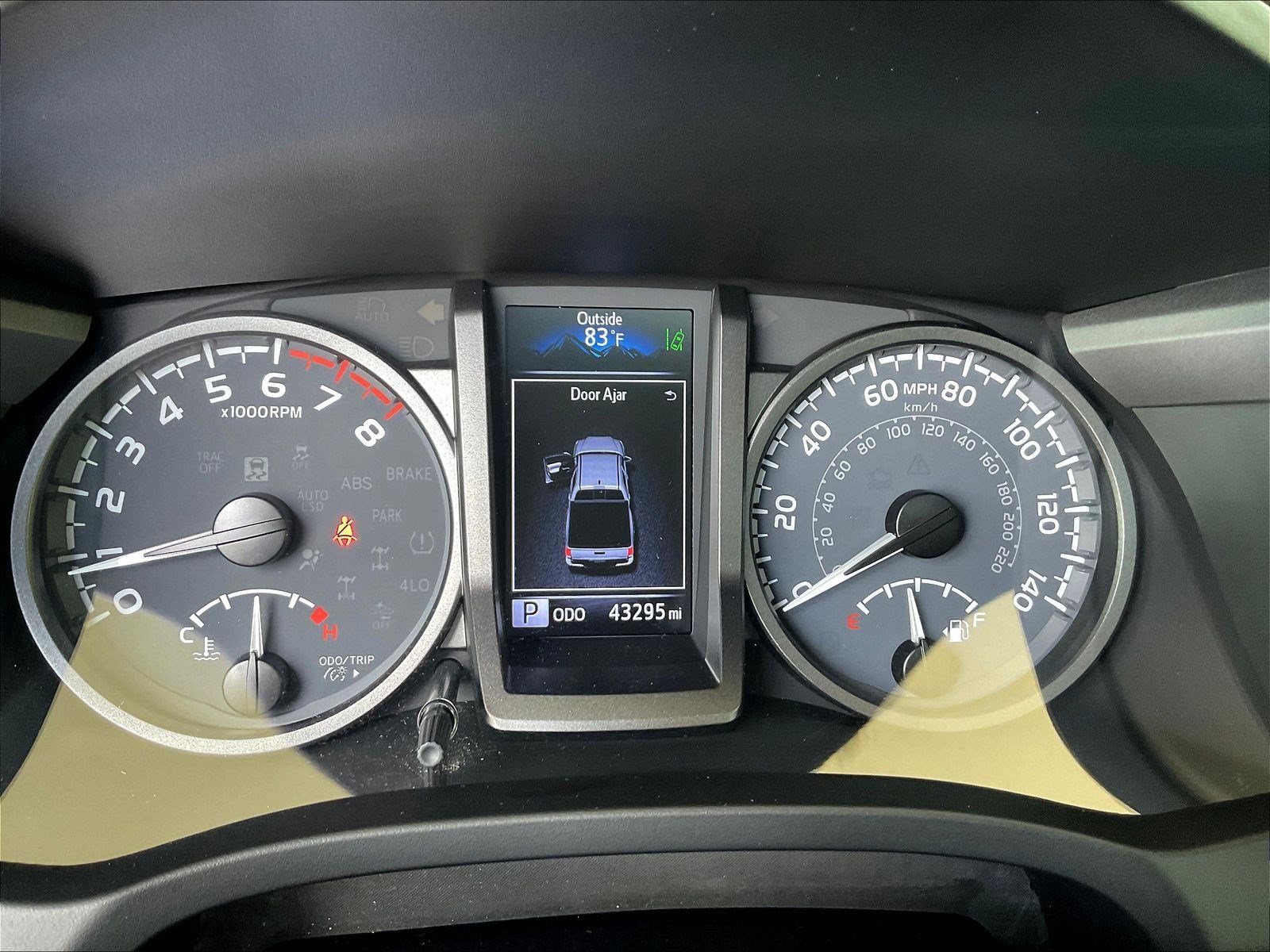 Used 2021 Toyota Tacoma TRD Off-Road w/ TRD Premium Off Road Package AWD/4WD image 13