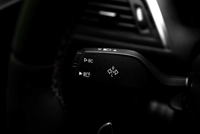 Used 2019 BMW M2 Competition RWD image 31