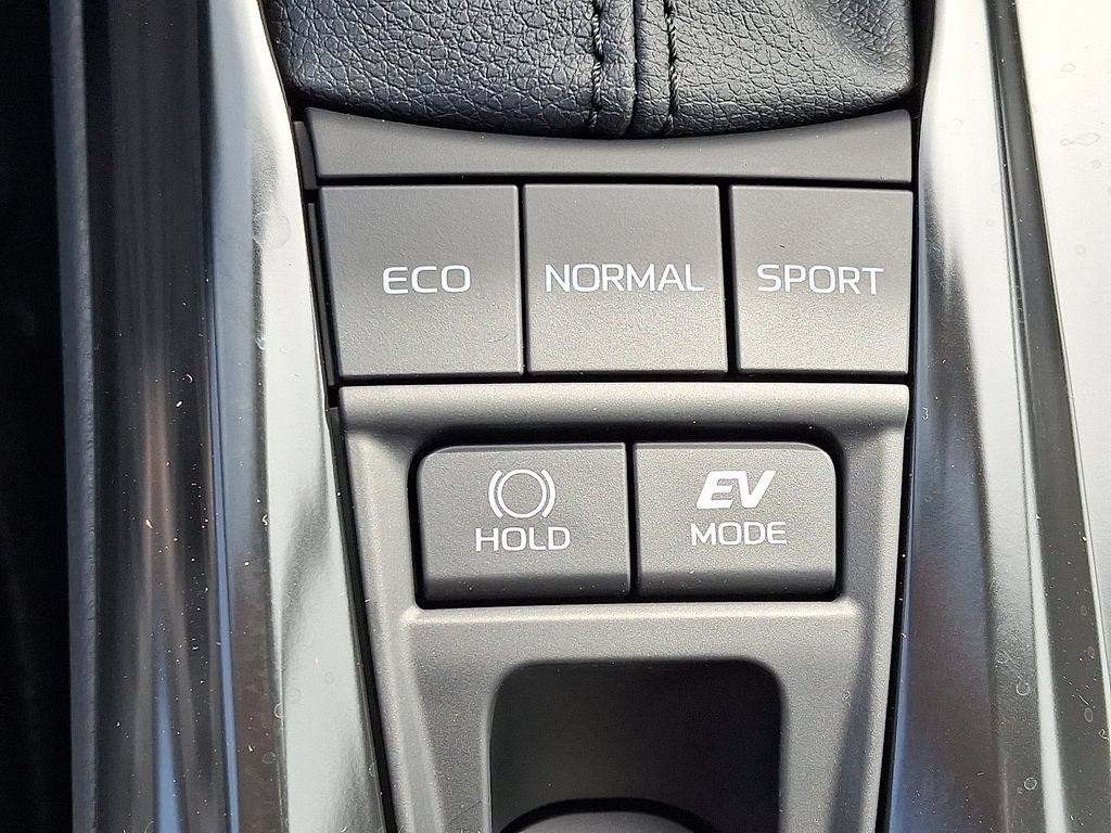 New 2026 Toyota Camry SE FWD image 18