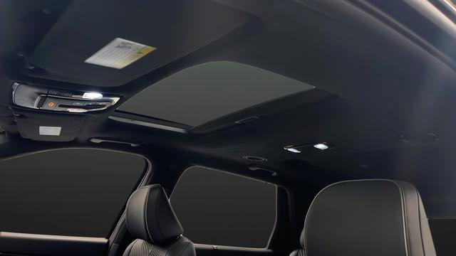 Used 2024 Hyundai Palisade Calligraphy image 12