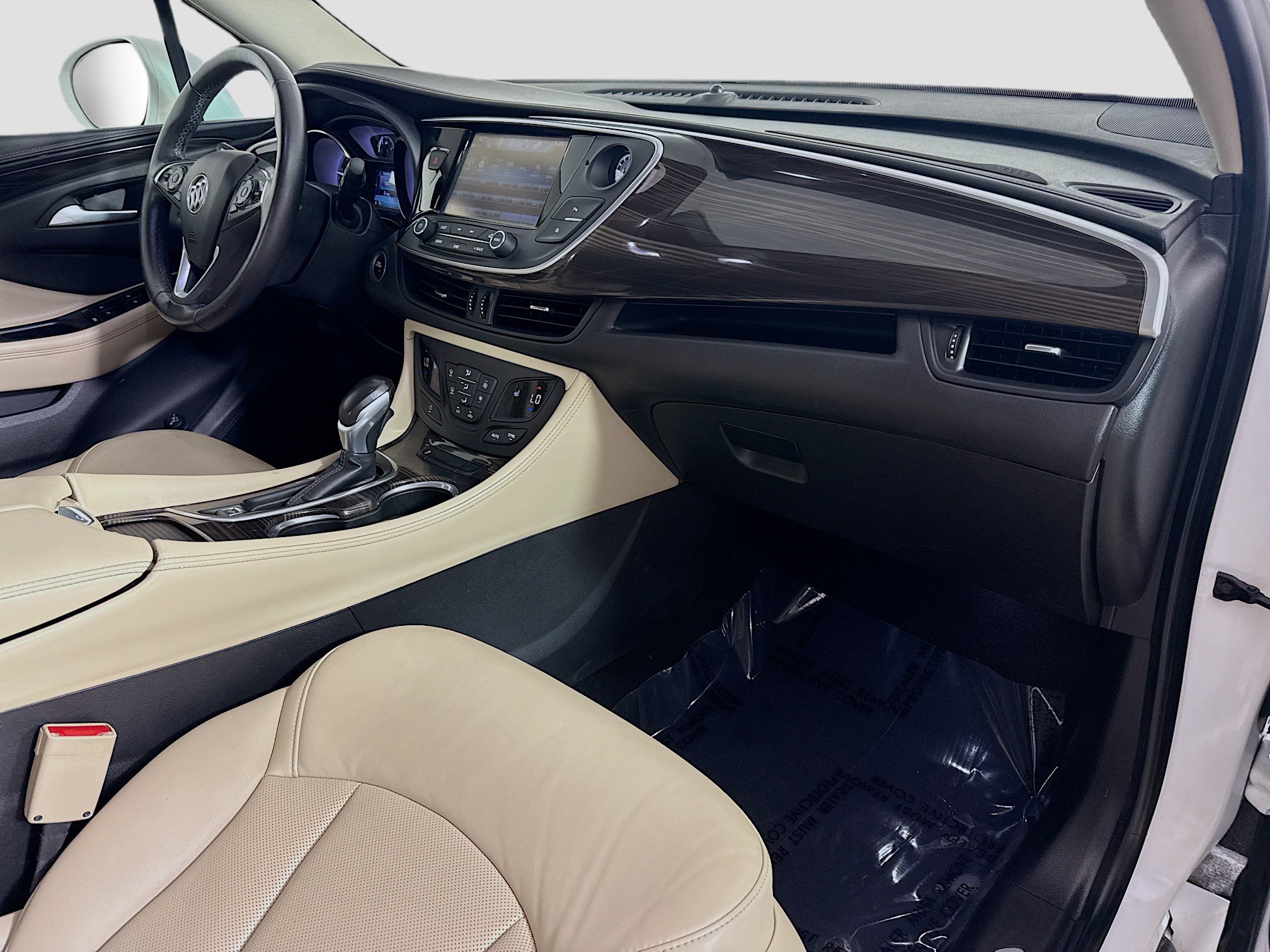 Used 2020 Buick Envision Essence FWD image 30