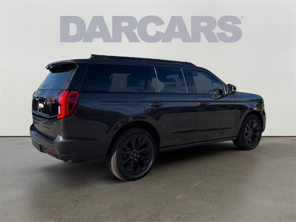 Used 2025 Ford Expedition Platinum w/ Stealth Appearance Package image 7