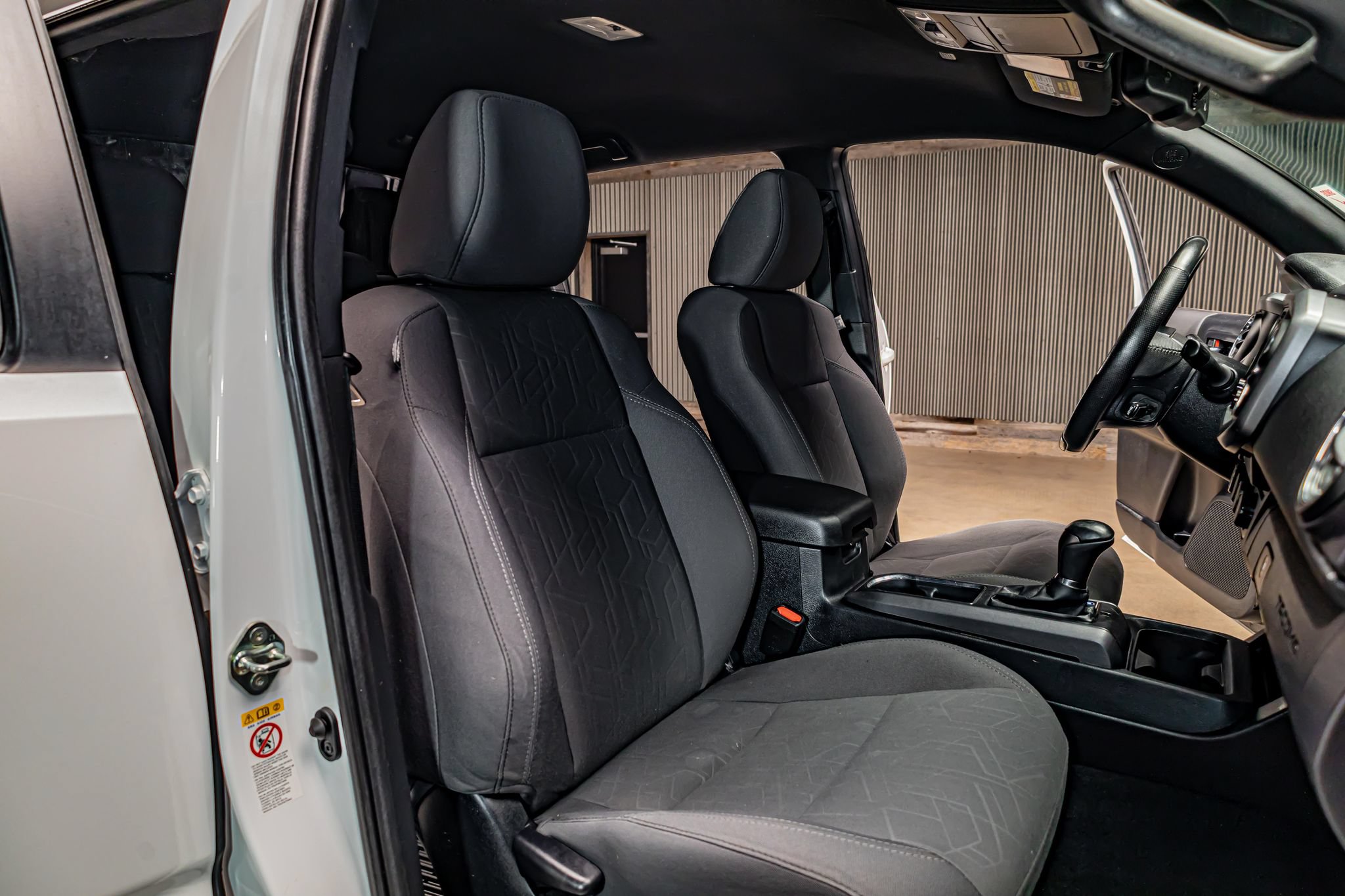 Used 2019 Toyota Tacoma TRD Sport AWD/4WD image 27