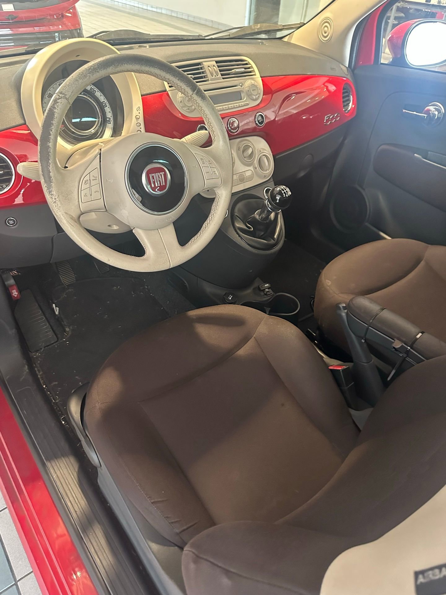 Used 2015 FIAT 500 Pop image 13