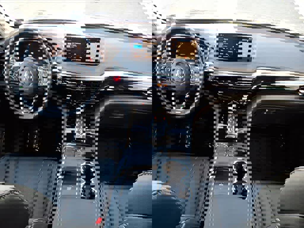 Used 2023 Acura MDX SH-AWD w/ Technology Package image 15