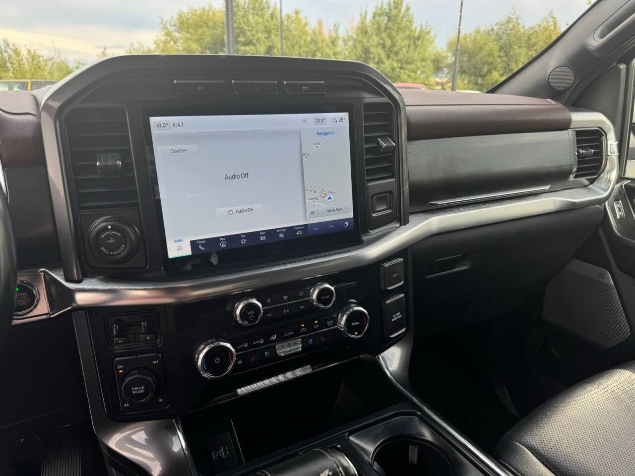 Used 2023 Ford F150 Lariat image 23