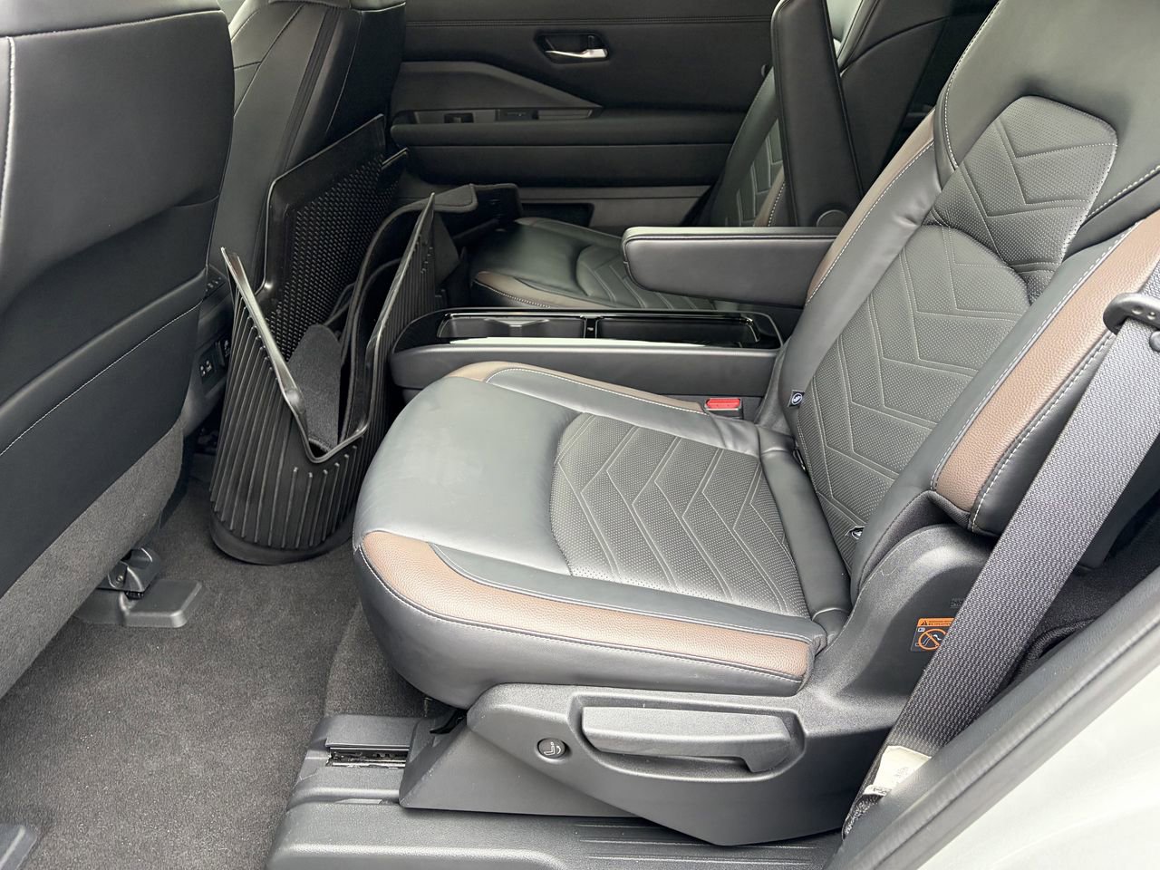 Certified 2023 Nissan Pathfinder Platinum image 29