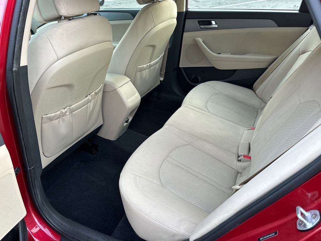 Used 2017 Hyundai Sonata SE FWD image 14