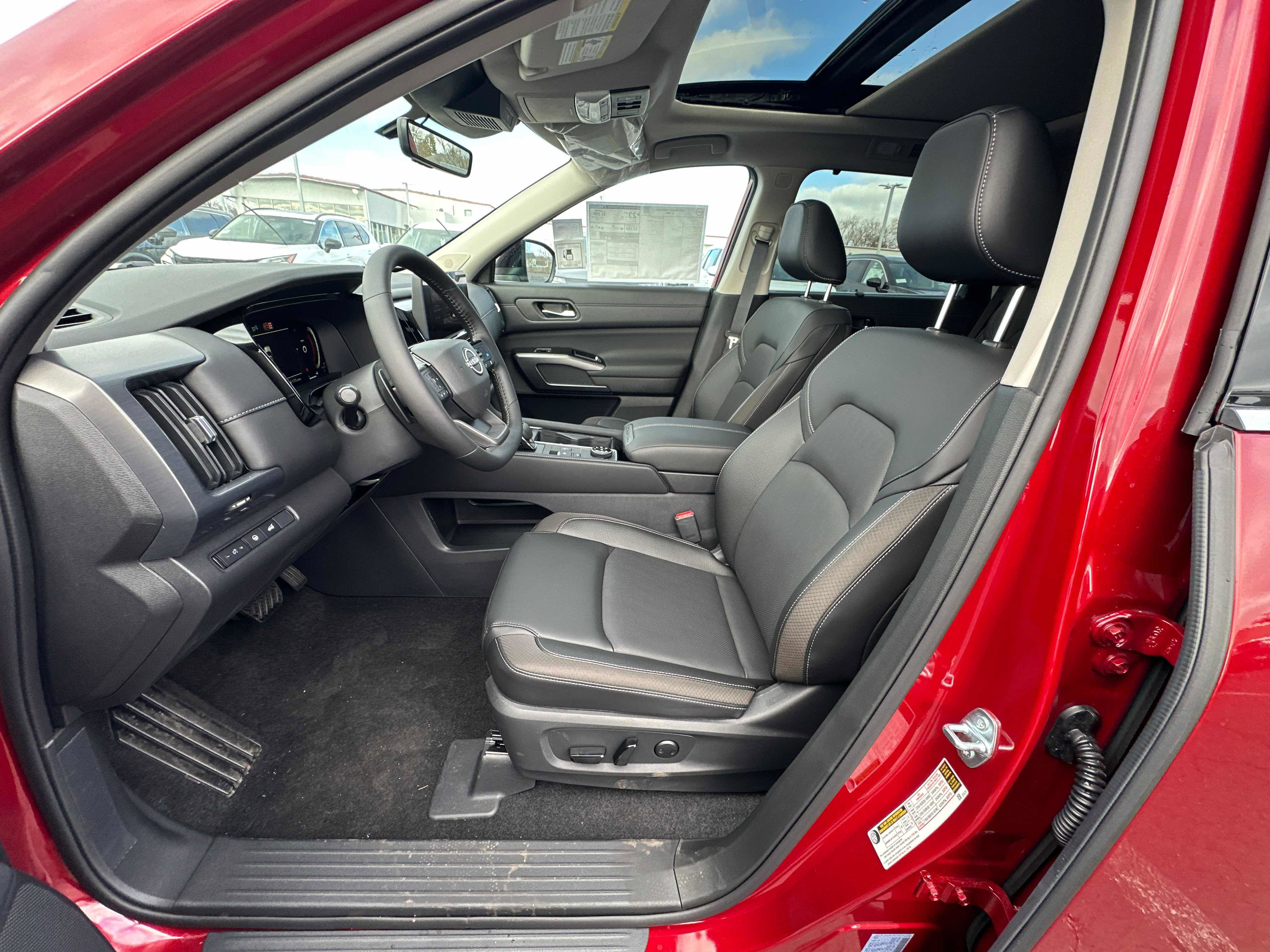New 2026 Nissan Pathfinder SL AWD/4WD image 24