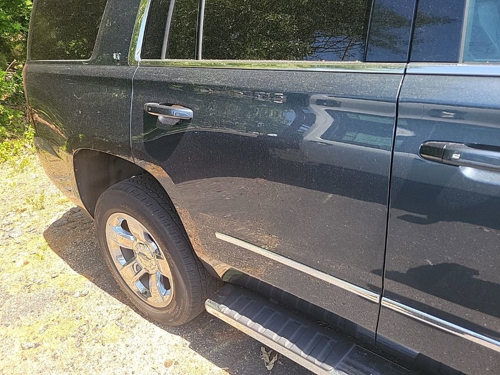Used 2019 Chevrolet Tahoe LT w/ LT Signature Package AWD/4WD image 10