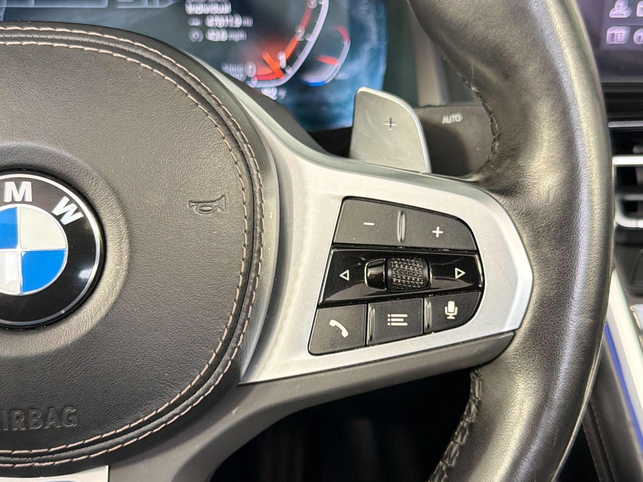 Used 2023 BMW 840i Convertible w/ Comfort Seating Package image 24