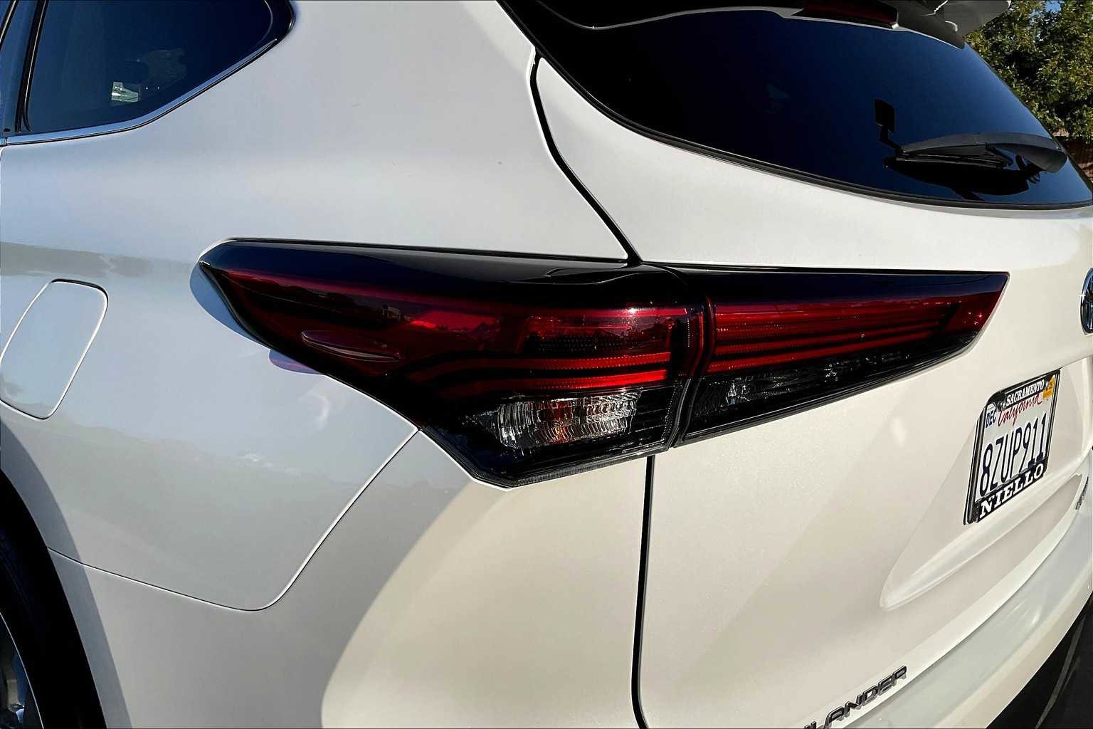 Used 2022 Toyota Highlander Limited image 33