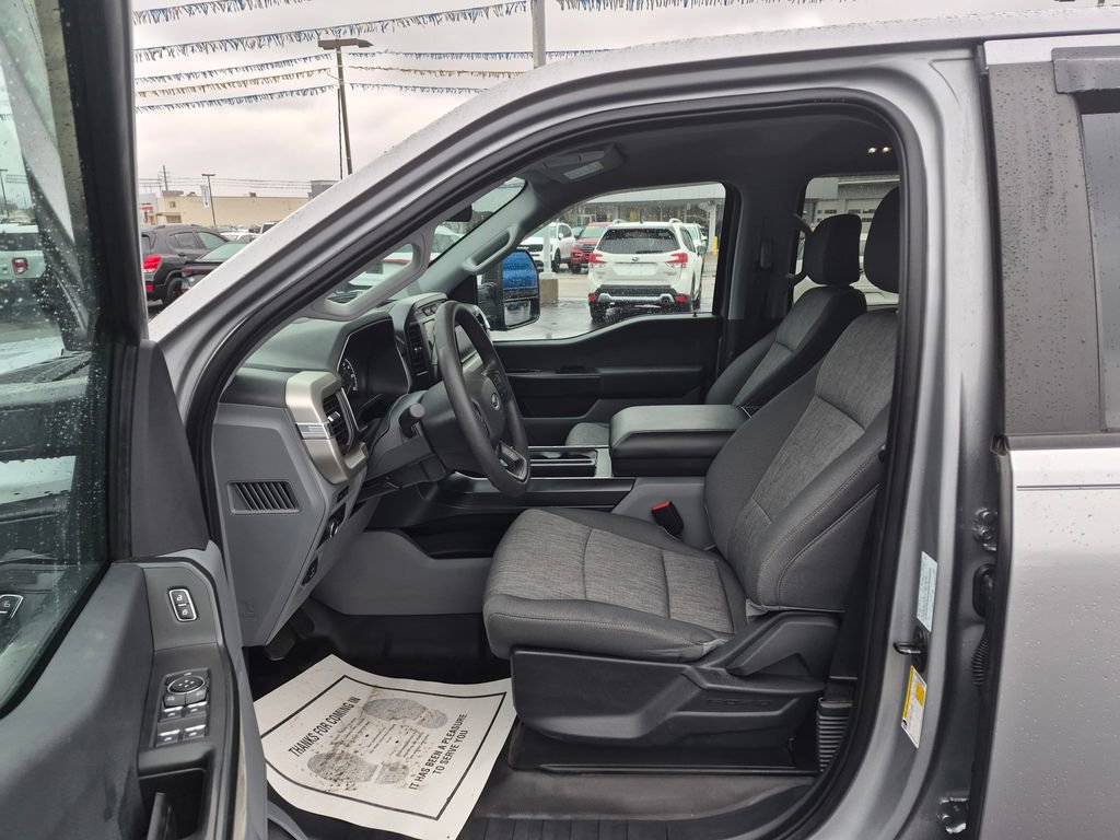 Used 2021 Ford F150 XL w/ Trailer Tow Package image 11