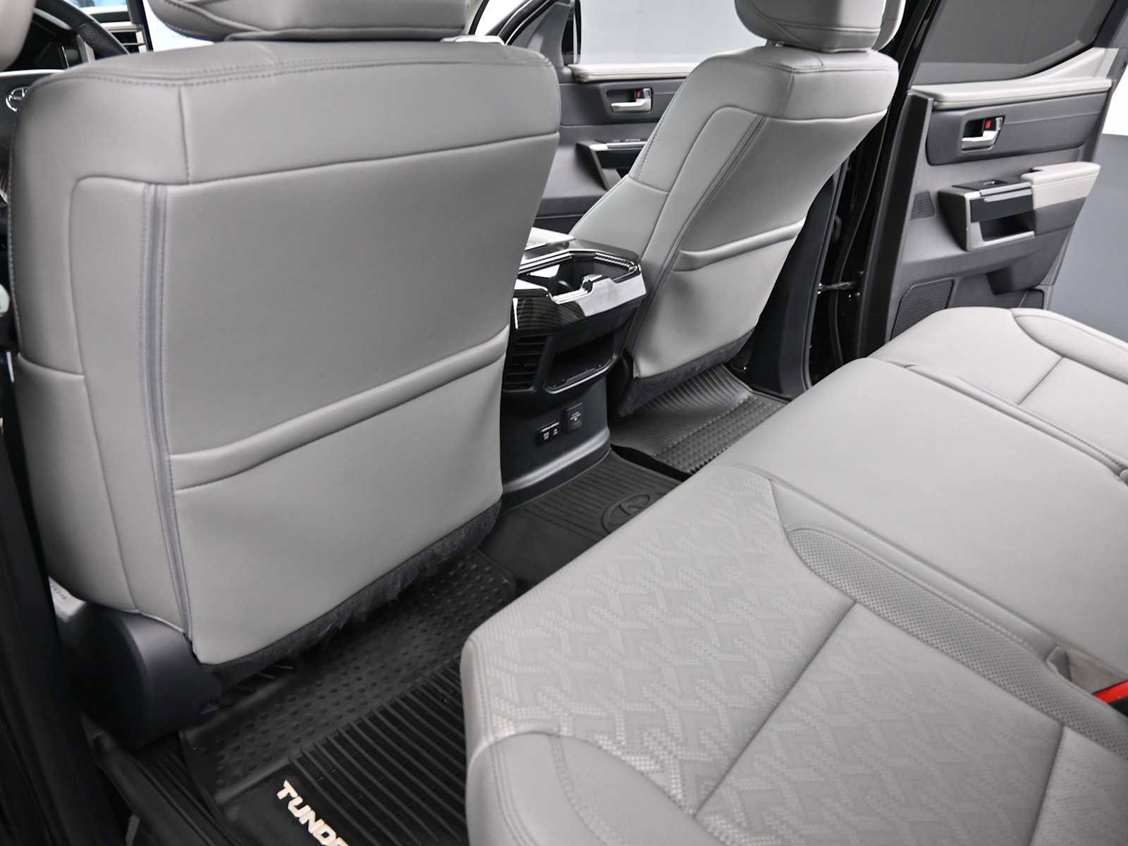 Used 2023 Toyota Tundra Limited image 22