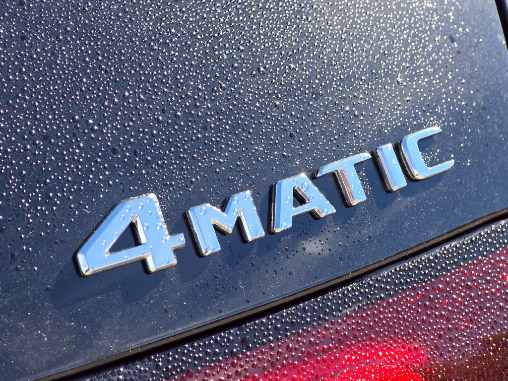 New 2027 Mercedes-Benz GLC 300 4MATIC image 6