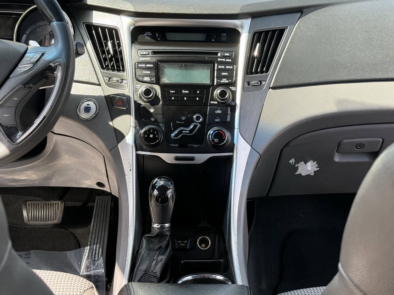Used 2012 Hyundai Sonata SE FWD image 12