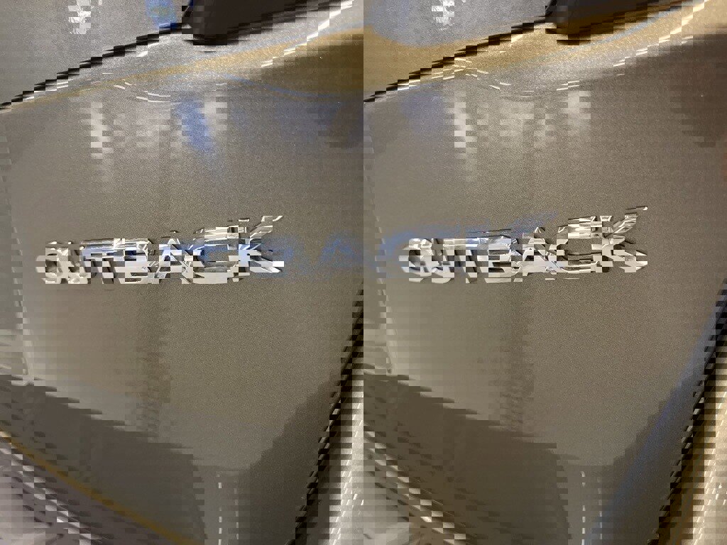 Certified 2025 Subaru Outback Premium w/ Popular Package #1A image 32