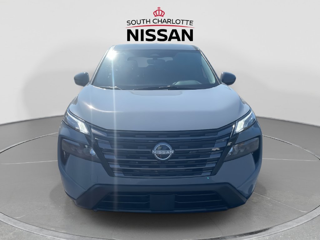 New 2027 Nissan Rogue SV FWD image 2