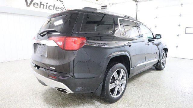 Used 2017 GMC Acadia Denali w/ Technology Package image 6