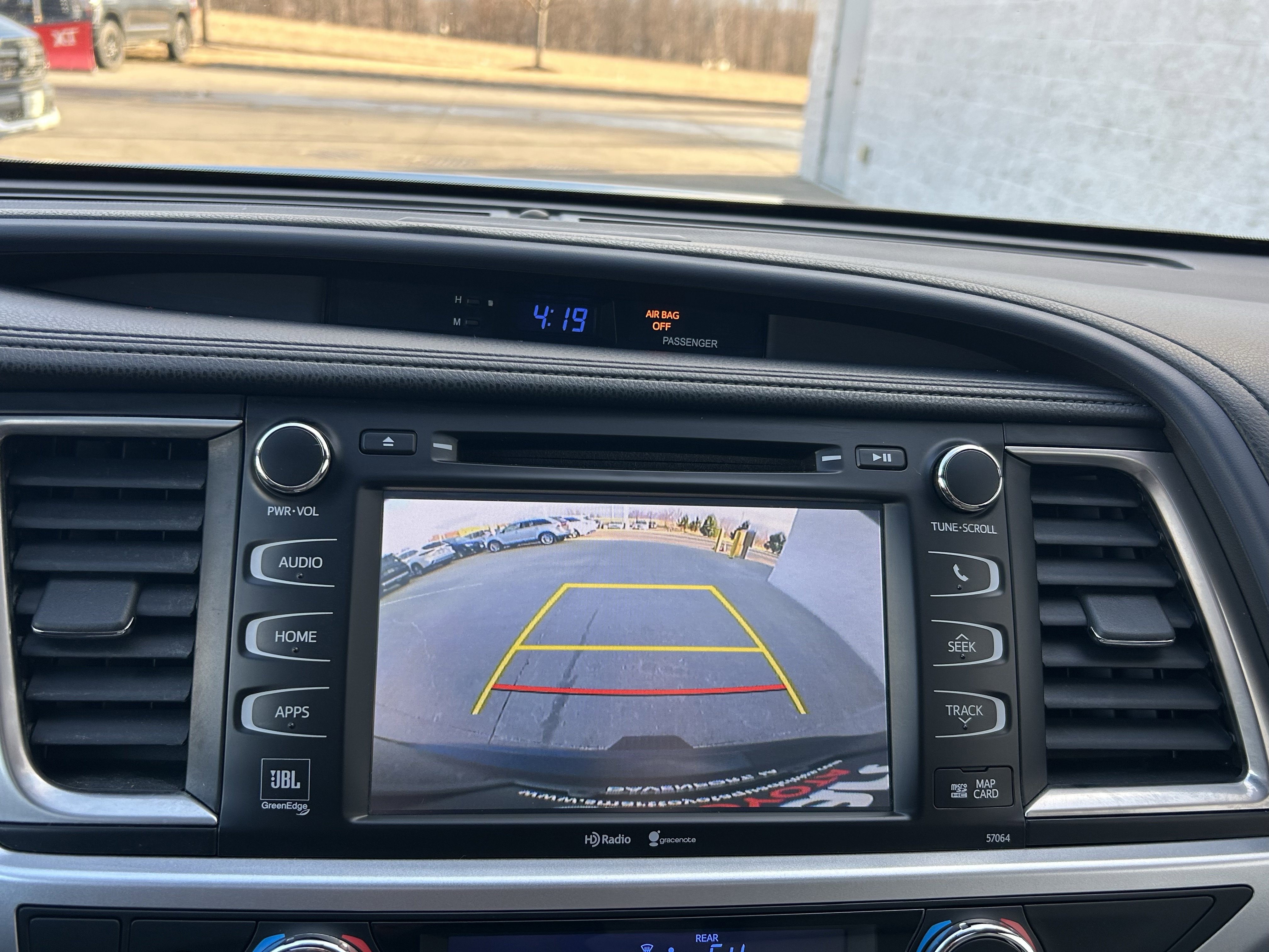 Used 2015 Toyota Highlander Limited image 28