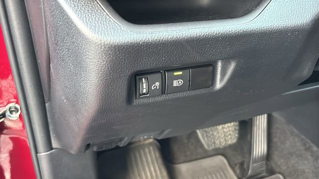 Used 2024 Toyota RAV4 LE image 13