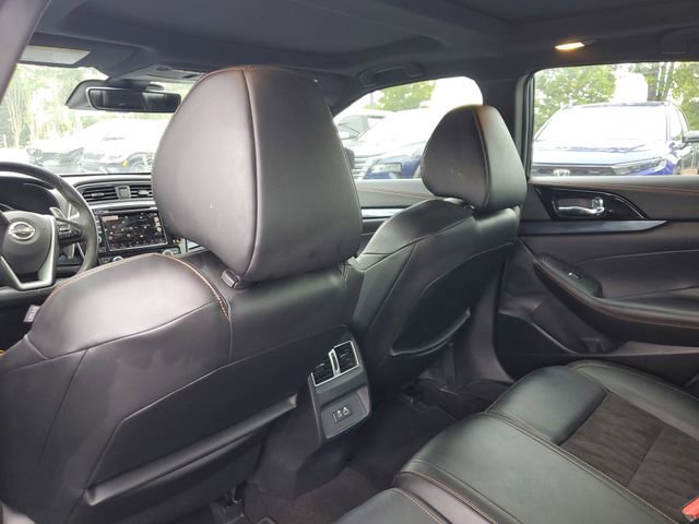 Used 2023 Nissan Maxima SR w/ Sport Mat Group FWD image 11
