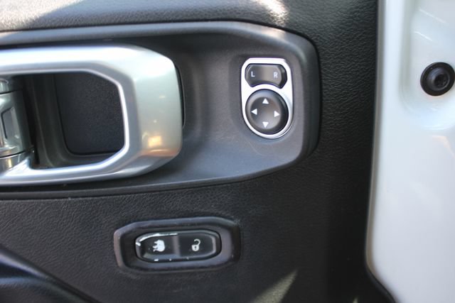 Used 2019 Jeep Wrangler Unlimited Sport S AWD/4WD image 15