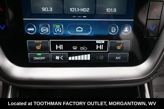 Used 2023 Subaru Legacy Premium AWD/4WD image 16