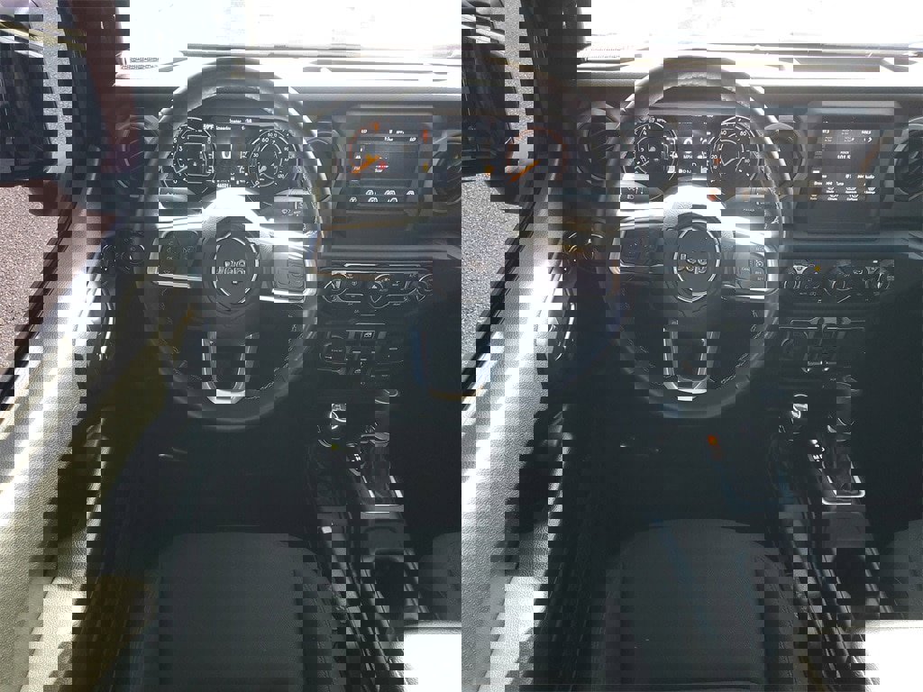 Used 2020 Jeep Gladiator Sport w/ Quick Order Package 24S image 27