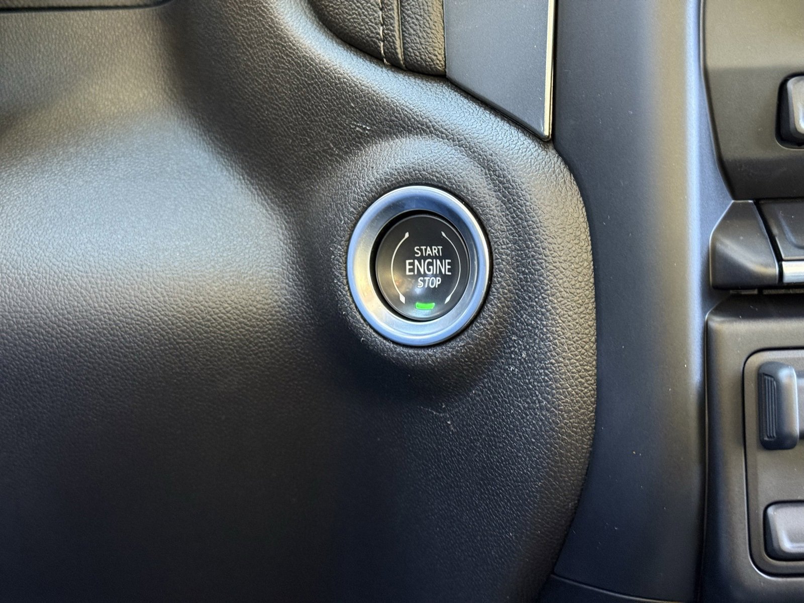 Used 2019 Chevrolet Silverado 1500 RST image 27