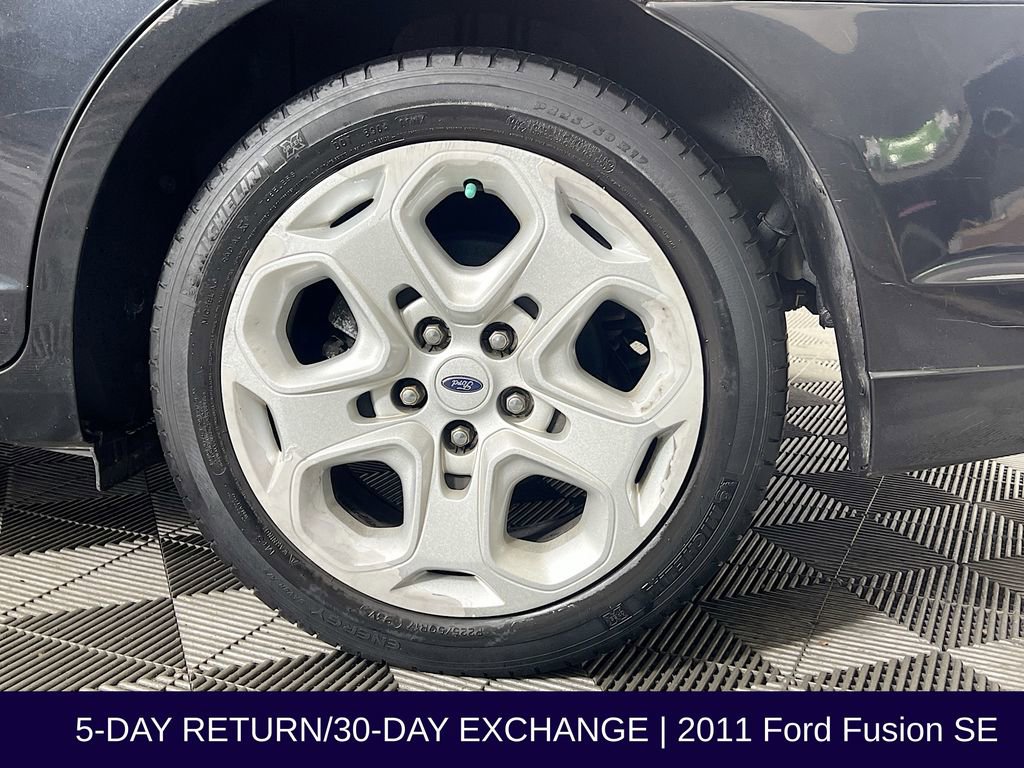 Used 2011 Ford Fusion SE w/ 202A Rapid Spec Order Code image 32
