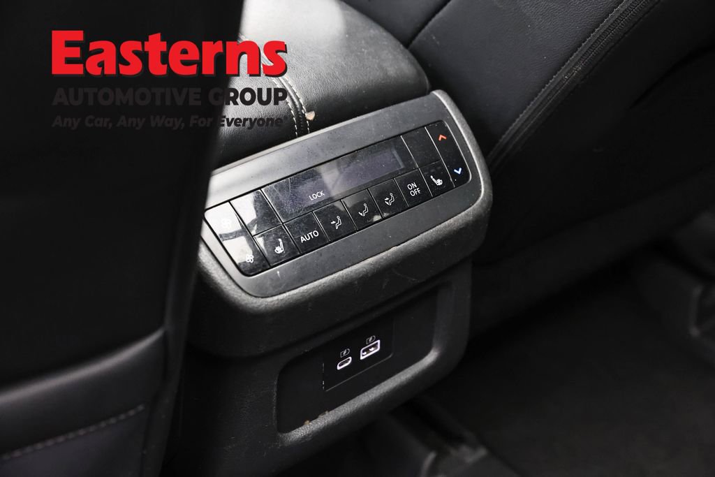 Used 2023 Nissan Pathfinder SL w/ SL Premium Package image 23