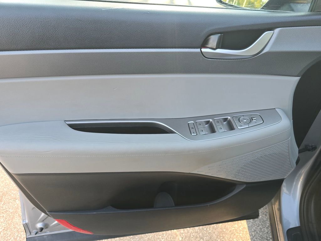 Used 2020 Hyundai Palisade SE FWD image 10