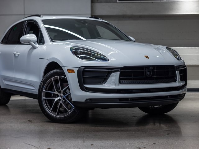 New 2026 Porsche Macan image 14